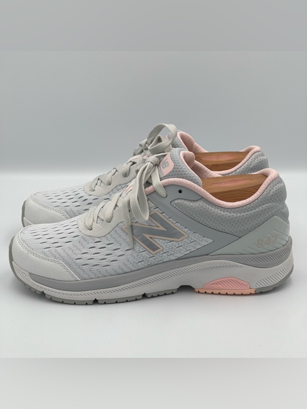 New Balance 847v4 Gray Pink Walking Shoes WW847LW4 Women's Sz 8